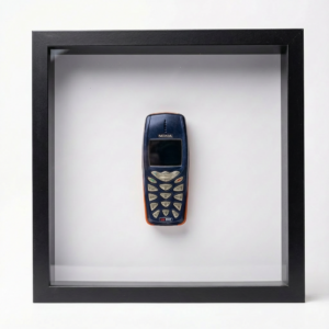 Nokia 8210 (1999) — Icône du Design Mobile(25X25cm)